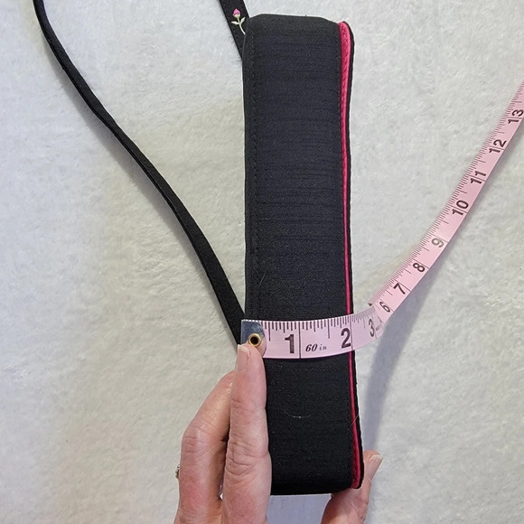 Liz Claiborne Small Satin Black Floral Embroidered Purse Hot Pink Lining - Picture 12 of 12